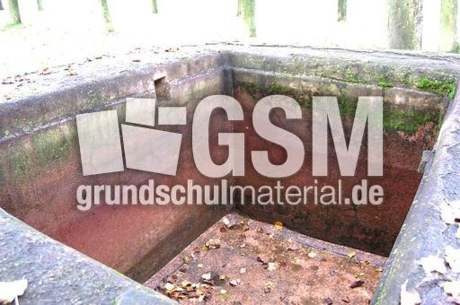 Xanten - Wasserbecken 2.JPG